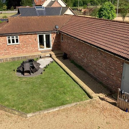 Haughley The Oaks Stable Cottage מראה חיצוני תמונה